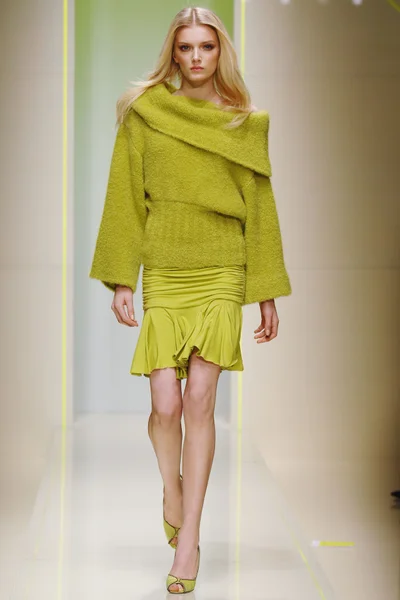 Look 33